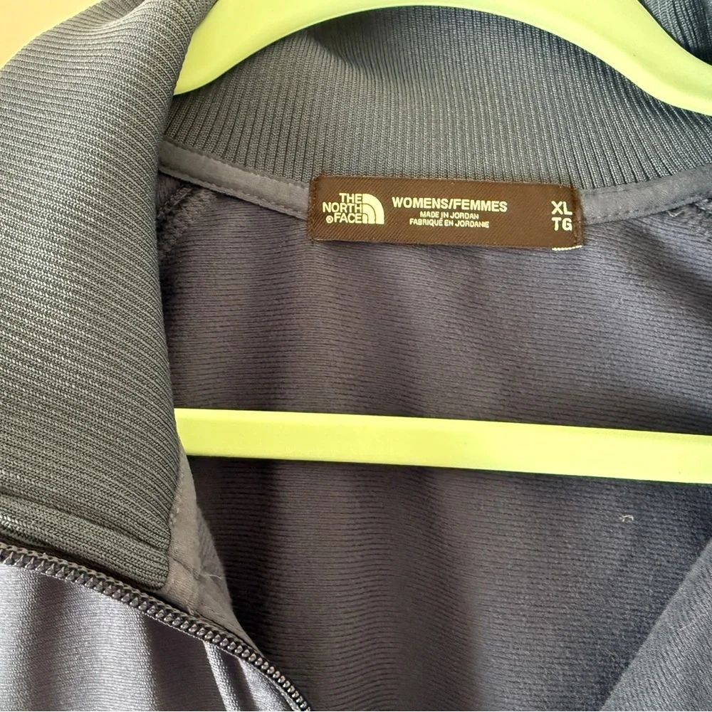 The North Face Navy Blue Track Women's Jacket - Picture 3 of 3
